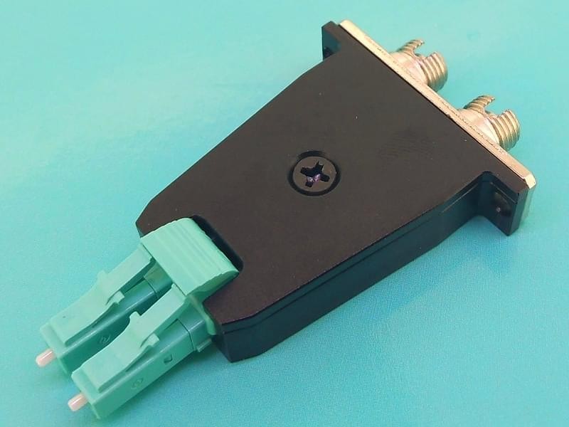 FC母-LC公雙工光纖適配器