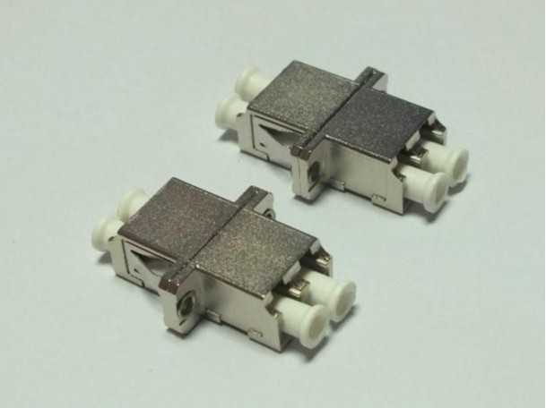 LC UPC SM DX 金屬光纖適配器，耦合器