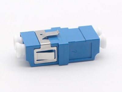 LC UPC 雙聯(lián) 加強(qiáng)防震型光纖適配器，耦合器