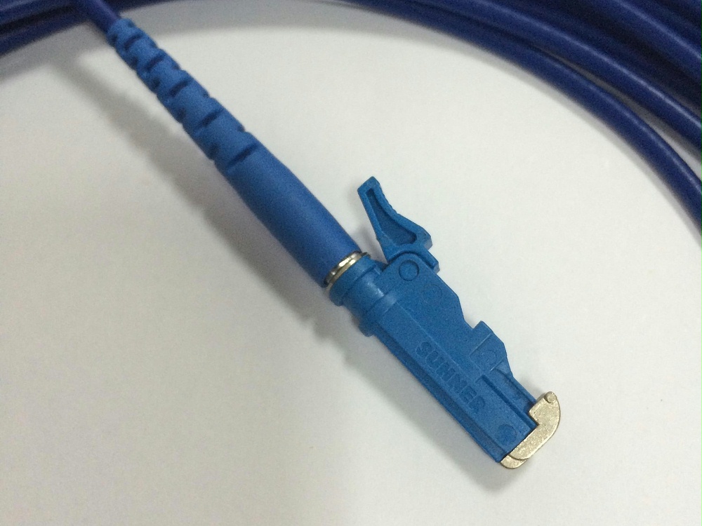 E2000/UPC 鎧裝跳線，光纖跳線