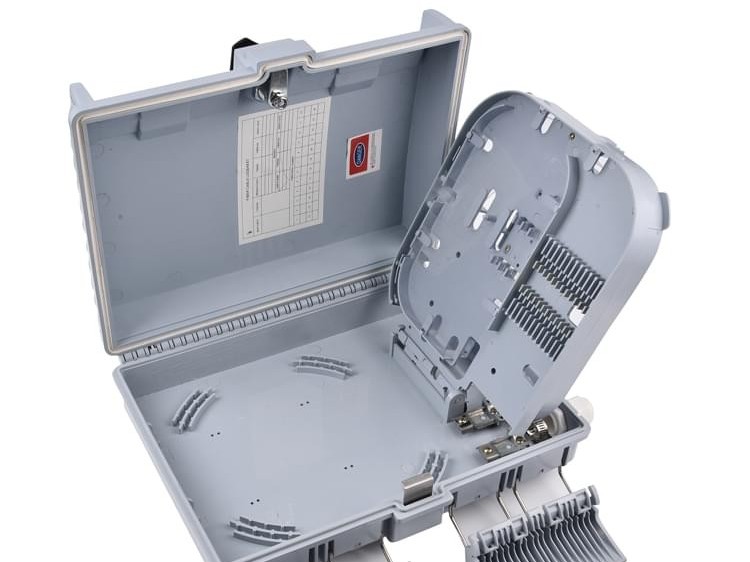 白色16芯分纖箱