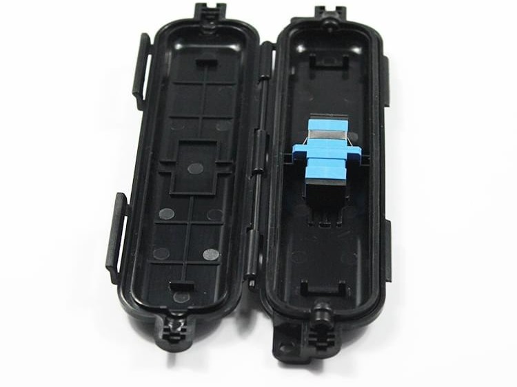 1進(jìn)1出光纖皮線保護(hù)盒