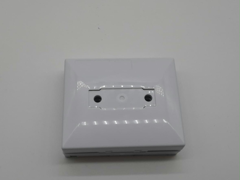 4口面板，光纖桌面盒