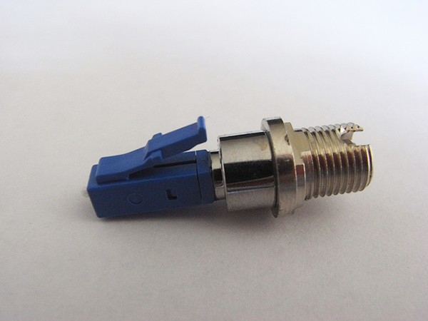 FC母-LC公光纖適配器